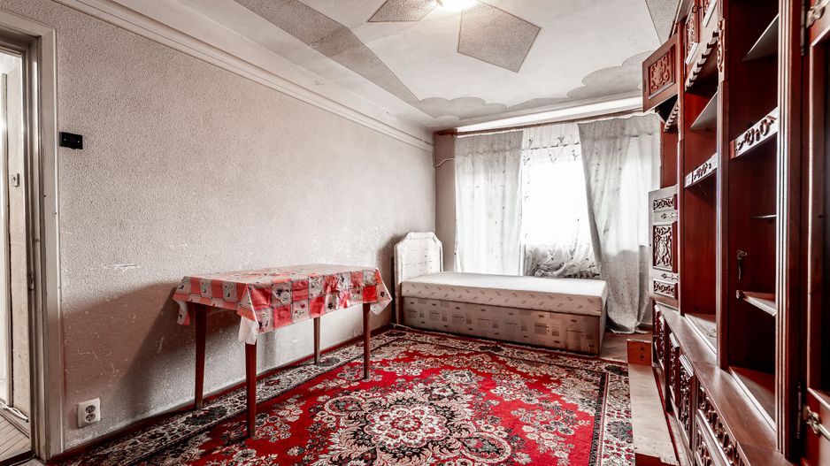 Apartament spatios in centrul orasului Chisineu Cris - Poză 6
