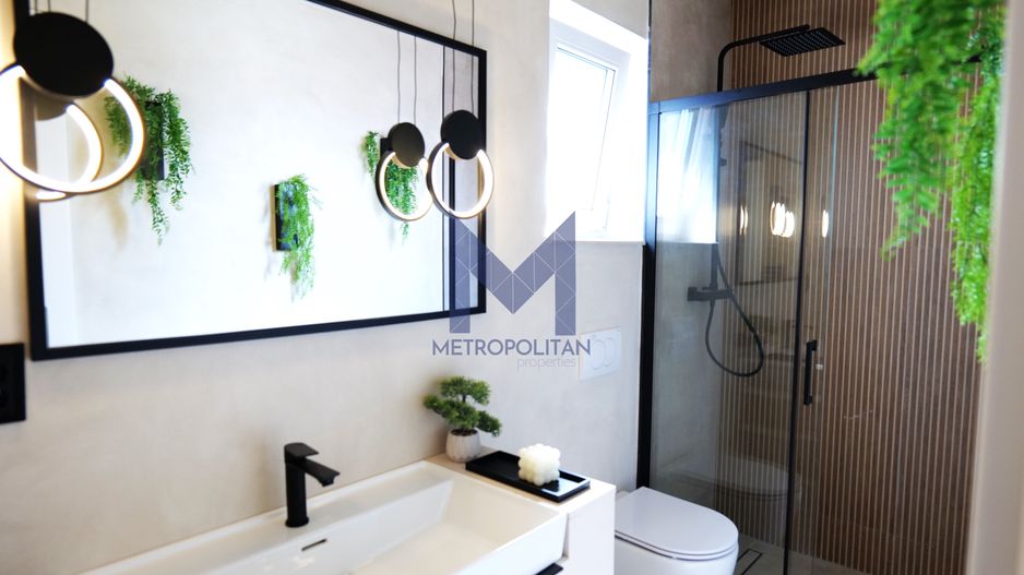 De vânzare casă deosebită 4 camere în localitatea Florești - Poză 12