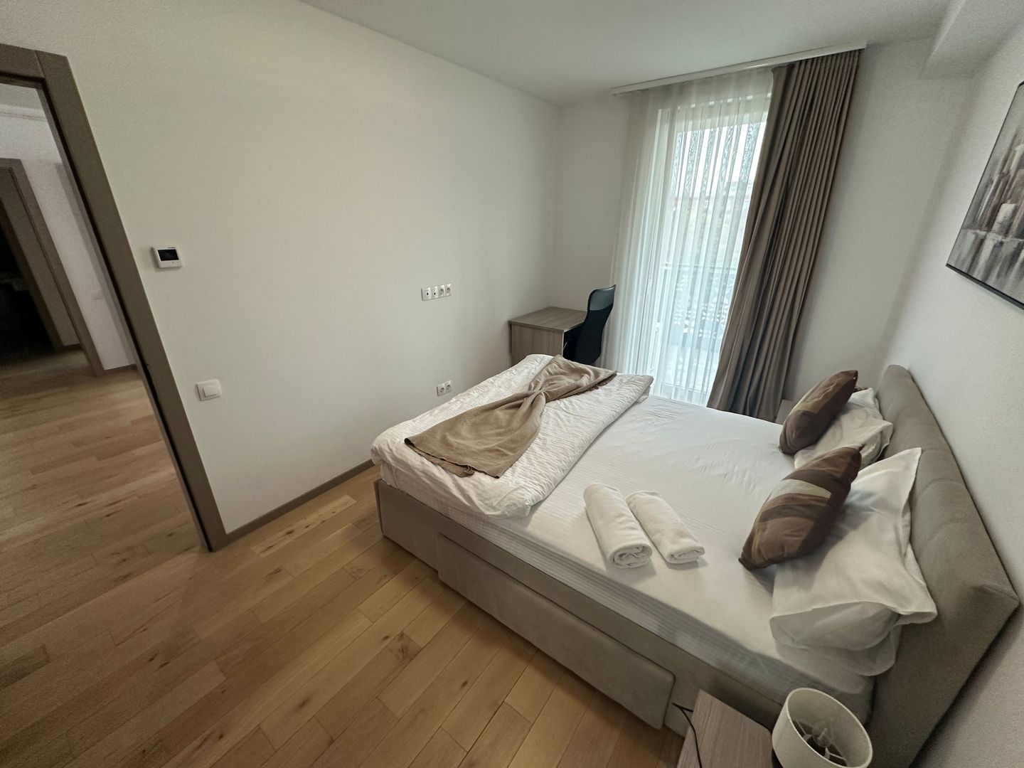 Apartament bloc nou 3 camere - parcare subterana - Poză 23