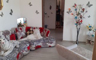 APARTAMENT 2 CAMERE, ETAJ 4, BLOC DE CARAMIDA, CAMPULUNG - Poză 1