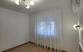 Apartament 3 camere Răcădău – renovat complet - Poză 12