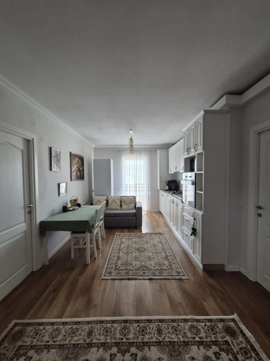 Apartament 3 camere l la cheie l Su 56 mp l Parcare l Florilor - Poză 1