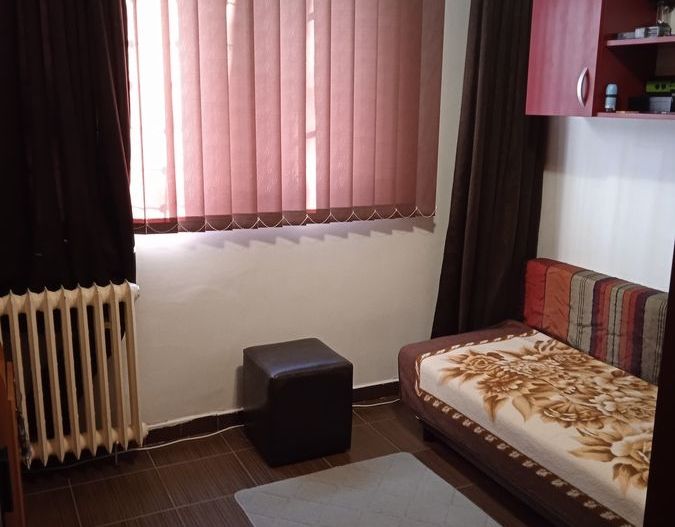 3 camere, bloc anvelopat, boxă, Piața Titan, metrou la 500 m - Poză 2