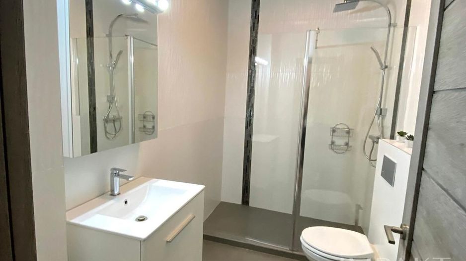 Apartament de inchiriat cu 3 camere,zona semicentrala! PETFRIENDLY! - Poză 9