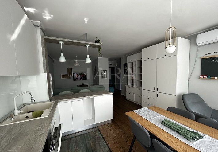 Apartament modern 2 camere, etaj intermediar – Piața 1 Mai - Poză 2