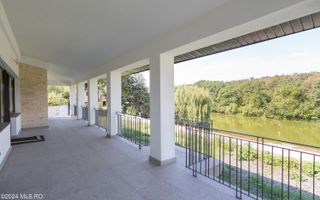 BRANESTI - HUNTER MANSION, VILA PREMIUM 600 MP, LOT 2200 MP, LA LAC! - Poză 5