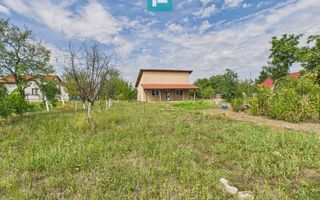 Casă cu 2 camere și teren în Gai - Poză 8