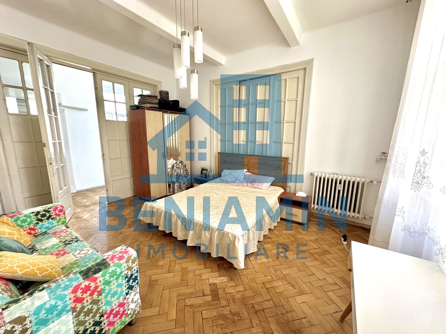 Apartament 107mp-Vizavi de Primarie-Etaj 2-Casa alba-Foarte spatios - Poză 2