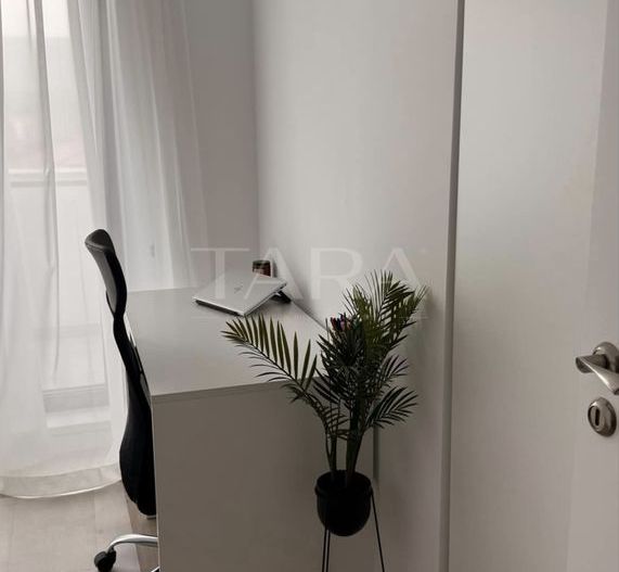 Apartament cu 3 camere, 2 băi, balcon și parcare, Florești. - Poză 6