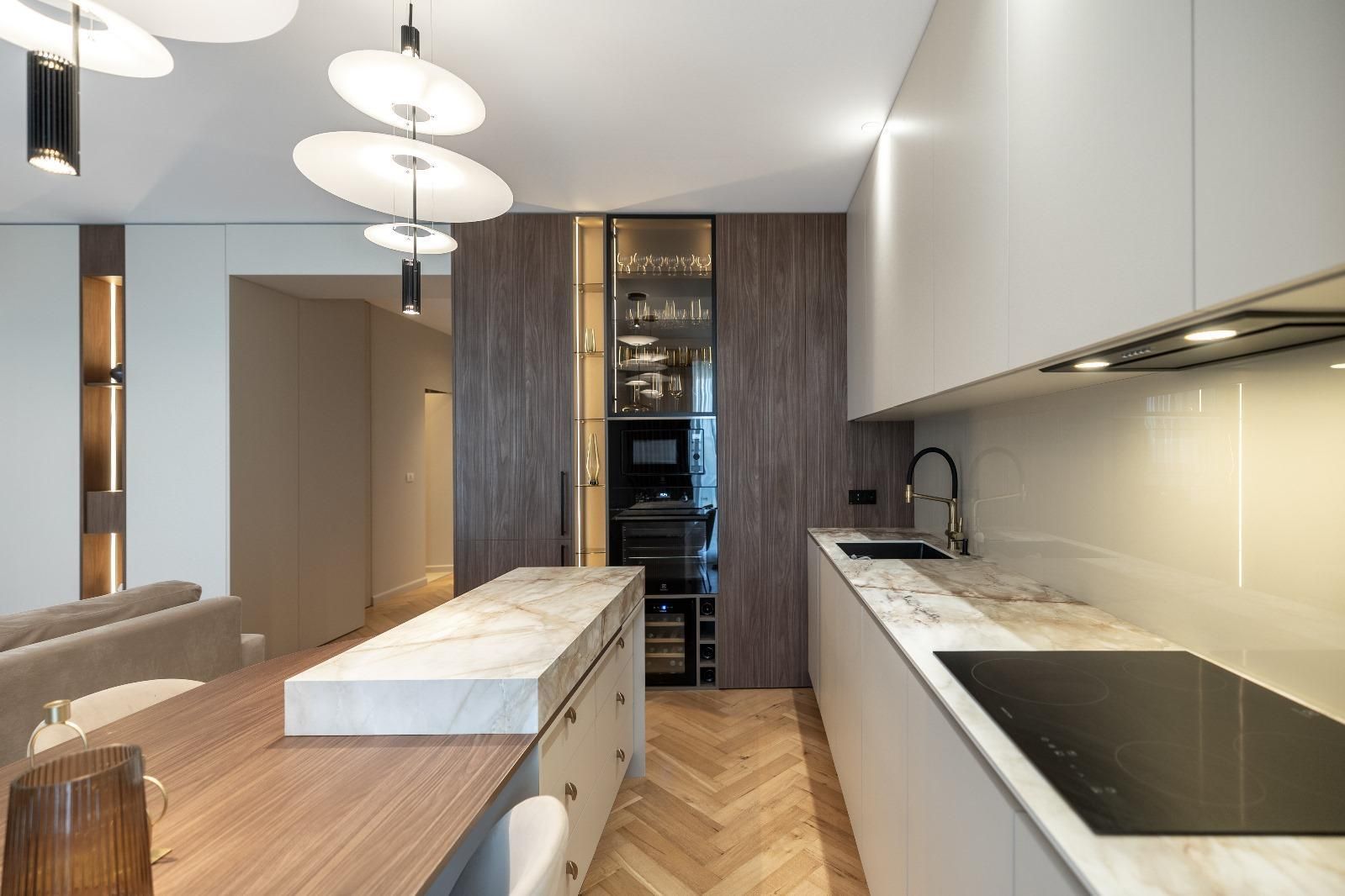 Apartament cu 3 camere finisat premium, parcare subterană - Poză 14