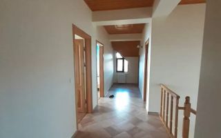 VILA DE VANZARE, CAMPULUNG, ZONA MARCUS, 150 MP, TEREN 1843 MP - Poză 14