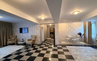 Vila spatioasa cu 9 camere foisor magazie curte amenajata complet - Poză 5
