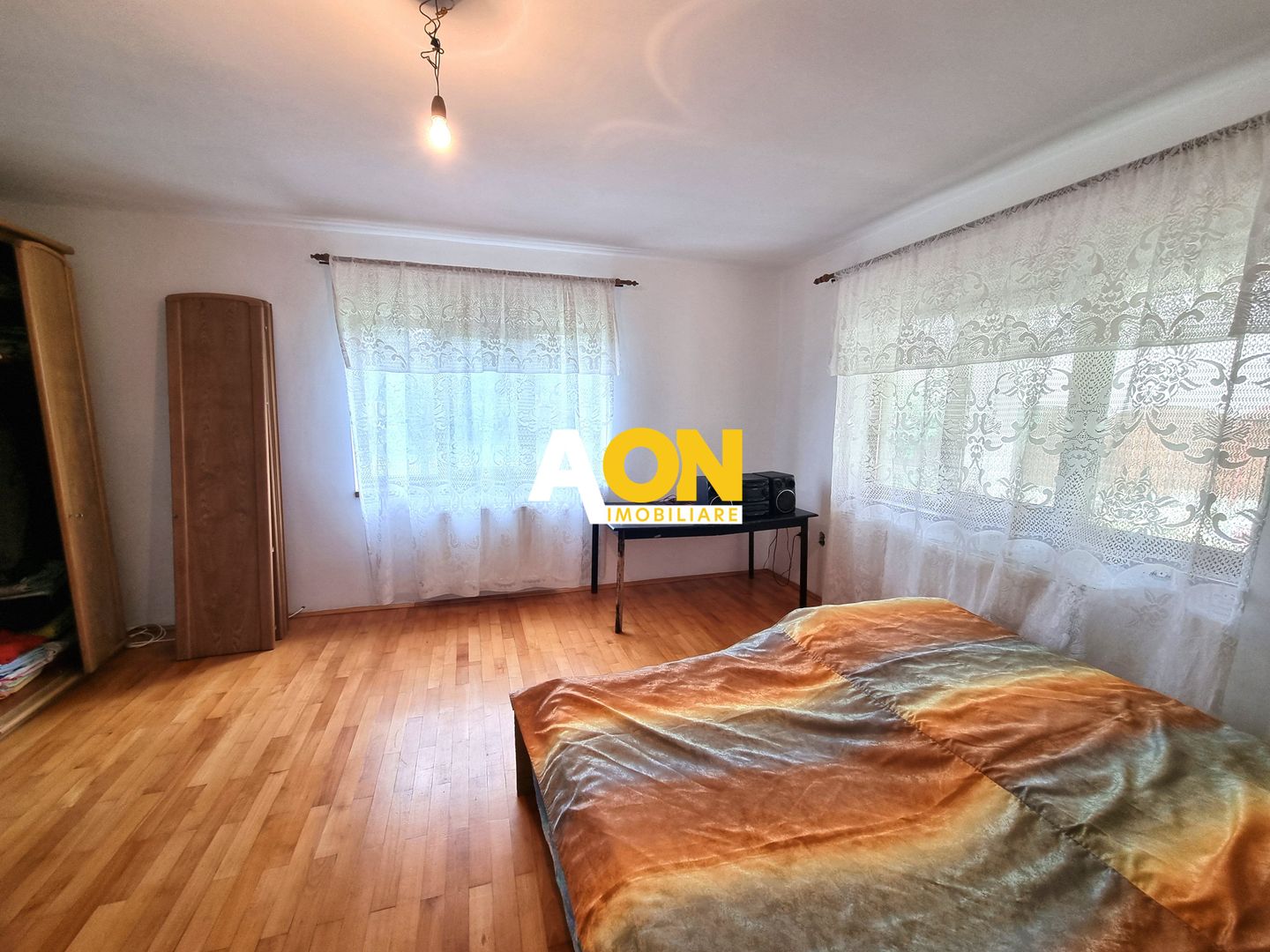 De vanzare casa 6 camere, S+P+M, 900mp teren, Cetate - Poză 7