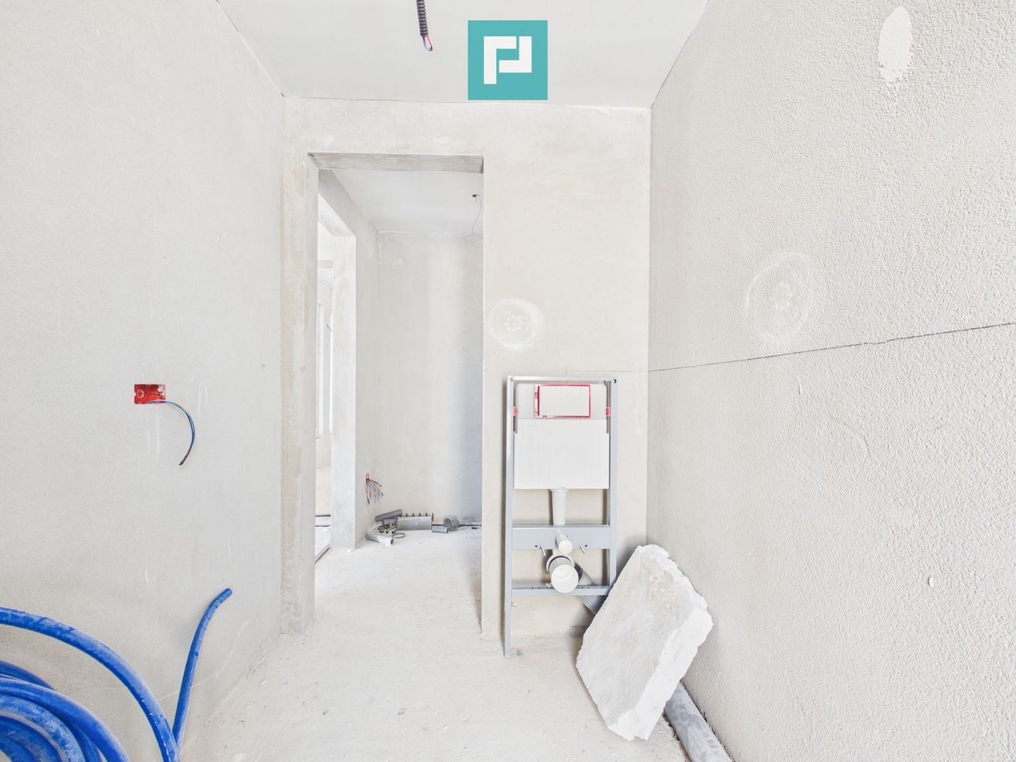 Casă deosebită în Parneava – Strada Griviței - Poză 29