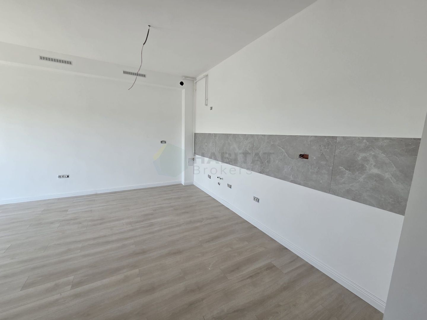 Apartament 3 Camere cu gradiina 80 mp | Tunari - Poză 7