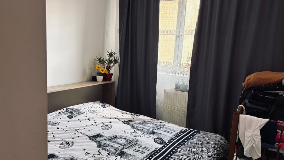 BRASADAS vinde ap 2 cam pe Closca etaj 2. - Poză 4