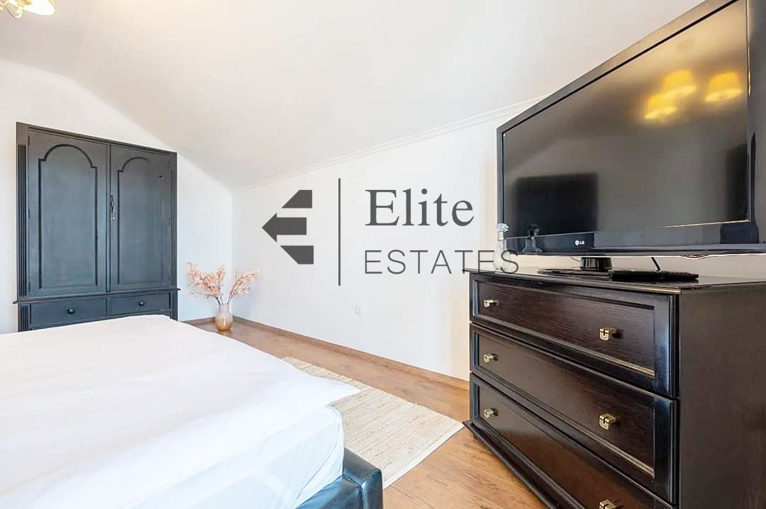 Casa cu 5 camere de vanzare Cartierul Tineretului Oradea - Poză 10