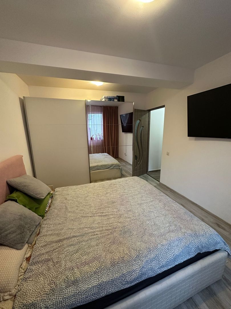 Apartament decomandat 3 Camere Turnu Magurele - Poză 5