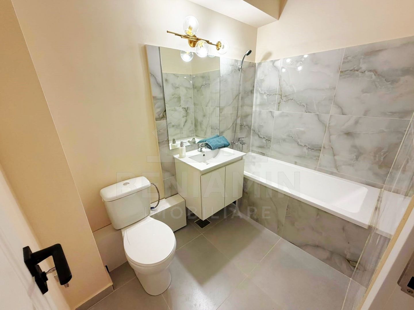 2 Decomandate-Renovat total-Nelocuit-Impecabil-teava de gaze - Poză 6