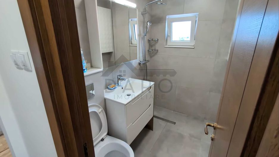 🏡 Apartament de închiriat – 3 camere decomandat - Poză 8