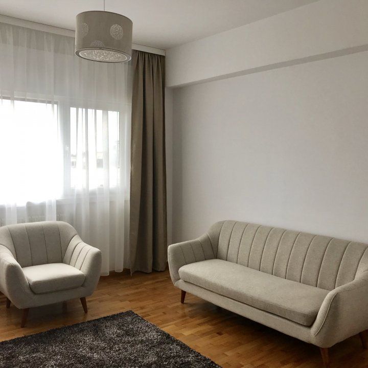 APARTAMENT COLTEA UNIVERSITATE - Poză 2