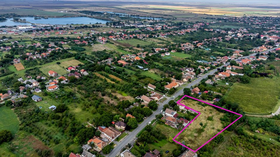 Teren de vis în Ghioroc! Stațiunea supranumită ”Litoralul Vestului” - Poză 10