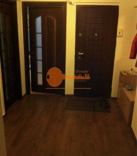 Apartament cu 3 camere in zona Gorjului( centrala proprie) - Poză 16