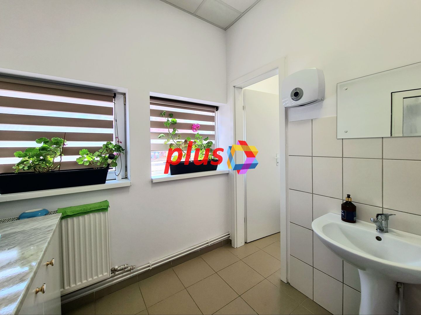 Spatiu birouri de închiriat Brasov - 135 mp # plus-imo.ro - Poză 8