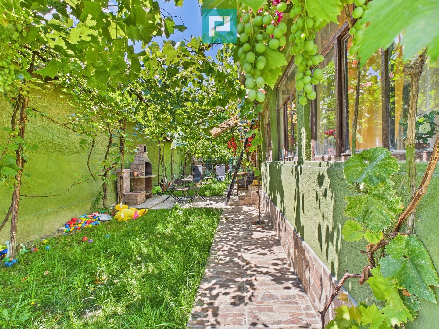 Casă de vacanța cu 2 camere,  zonă idilică în Tauț - Poză 10