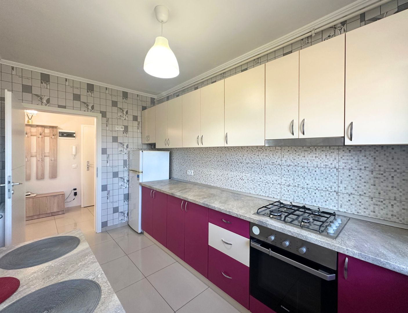 Apartament modern cu 2 camere și vedere spectaculoasă spre munți Avantgarden 3 - Poză 20