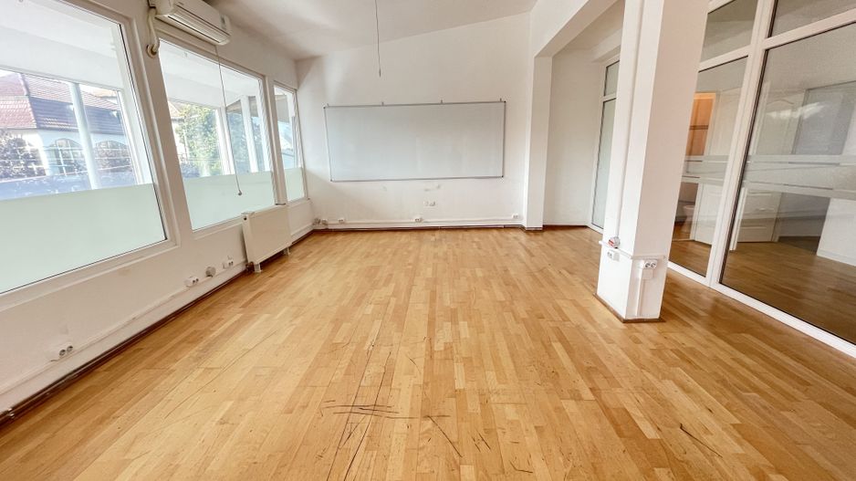 DE VANZARE SPATIU CU MULTIPLE DESTINATII - Poză 1