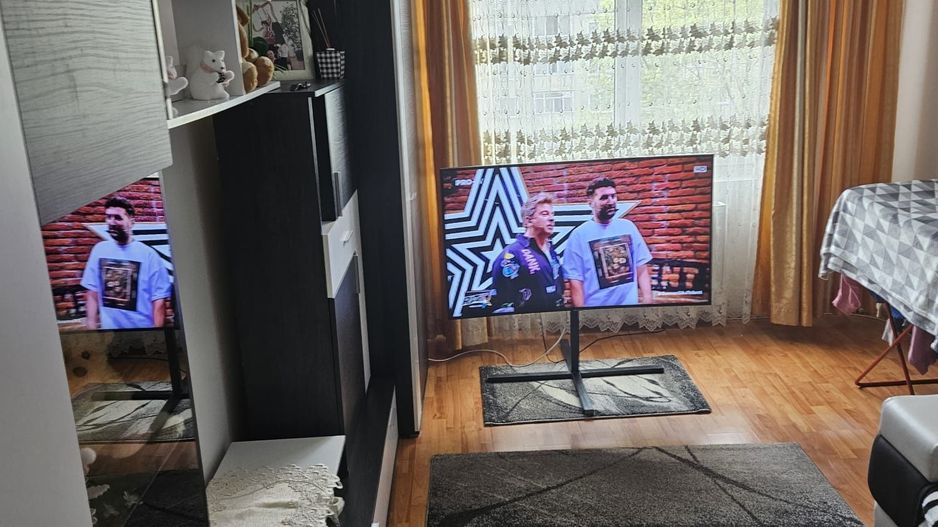 Vand apartament 3 camere Crangasi - Poză 1