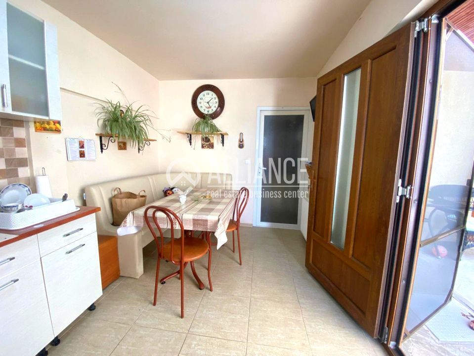 Valu lui Traian(COD 07) - Casă P+M  5 camere zona Penny - Poză 14