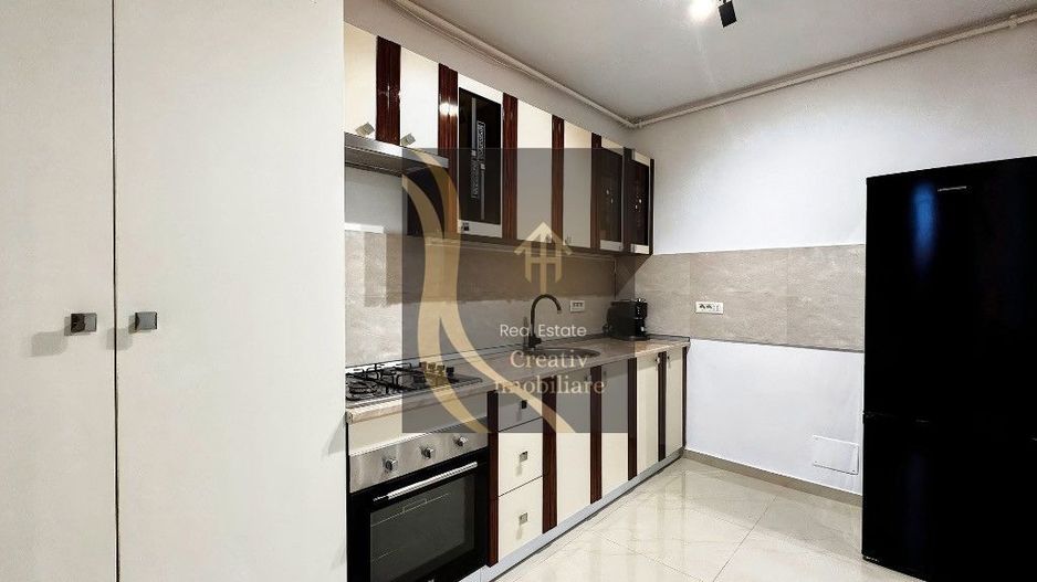 Închiriere Apartament 2 Camere – Zona Moinești (Gorjului) Parcare - Poză 5