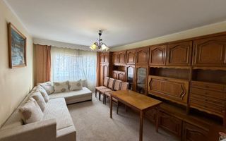 De închiriat apartament 2 camere, decomandat, situat la etajul 2. - Poză 2