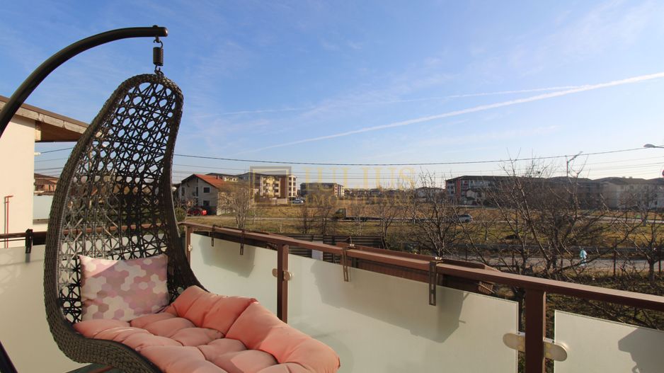 Exterior Sud; spatios, zona linistita. - Poză 1