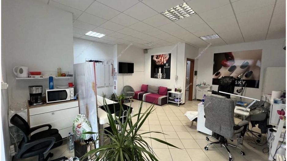 Spațiu Comercial I Pozitionare excelentă I Zona Torontalului - Poză 1