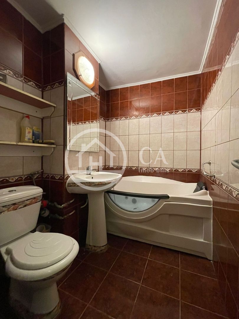 Apartament cu 4 camere de inchiriat in zona Rogerius, Oradea - Poză 14