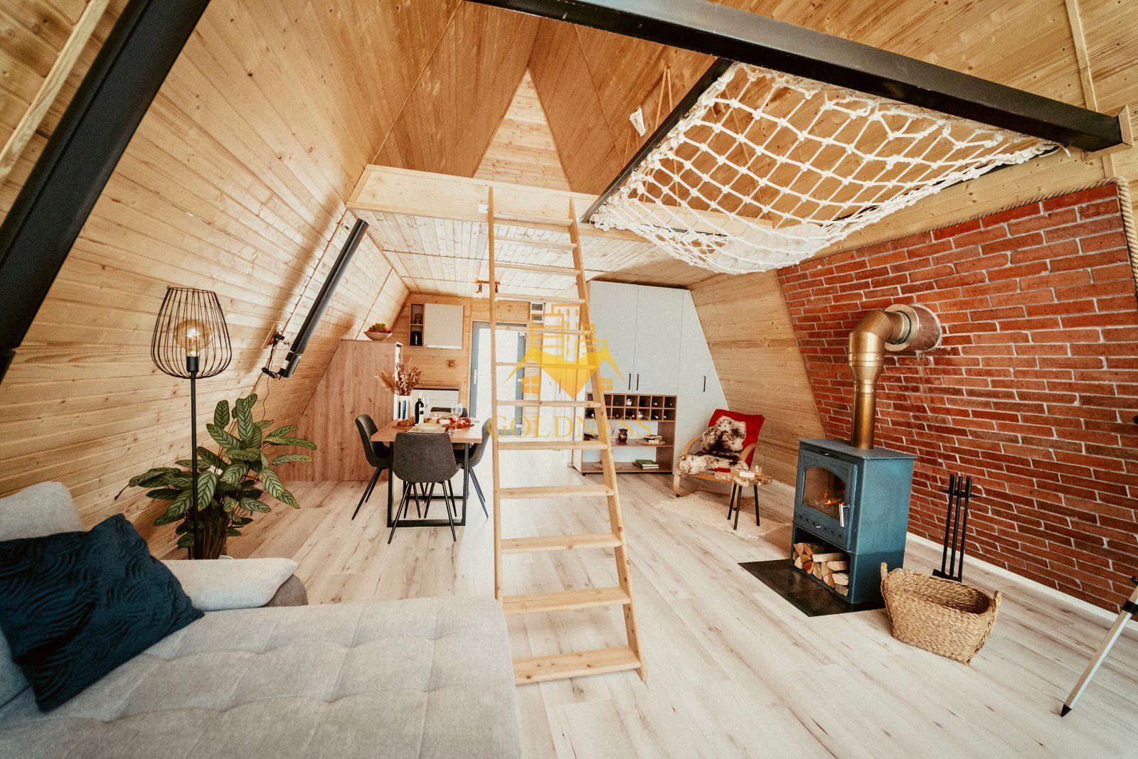 Afacere la cheie! Minicomplex 2 cabane A-frame, teren 1250mp, Vladeasa - Poză 5