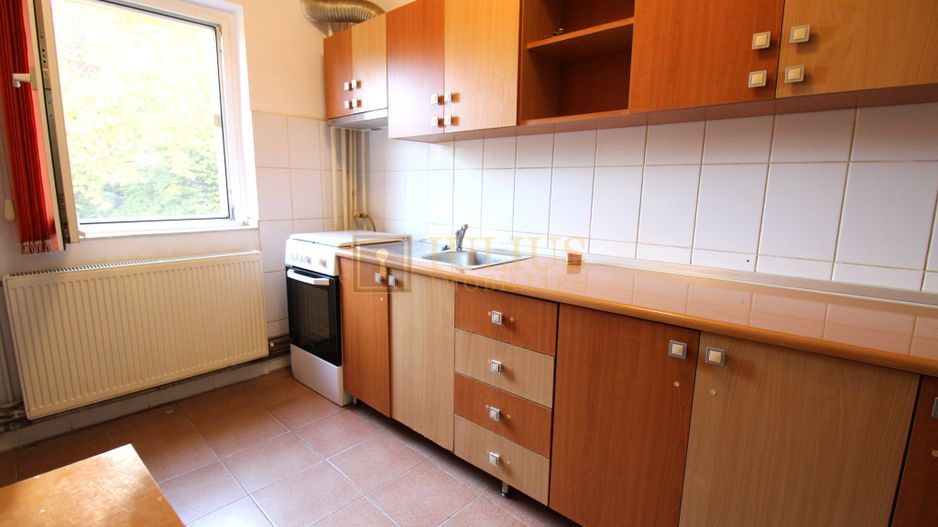 Apartament cu 3 camere, Bucovina-Torontalului - Poză 8
