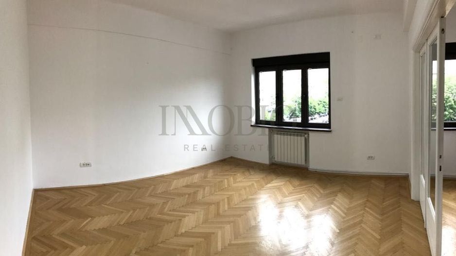 Apartament spațios cu 5 camere de vânzare | Piața Amzei - Poză 4