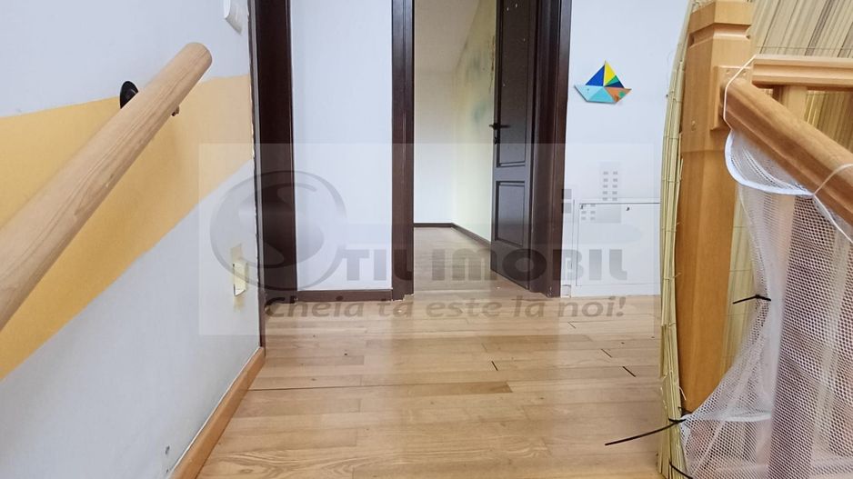 Casă spațioasă 5 camere | Valea Ursului La stradă principală | - Poză 14