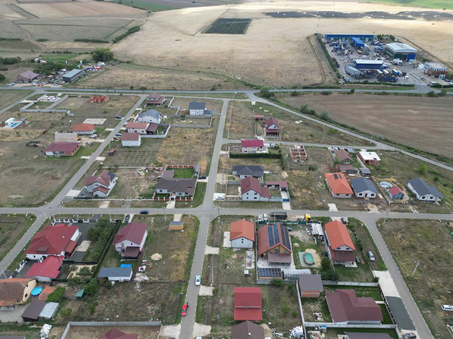 Casa la gri in Frumuseni - Poză 12