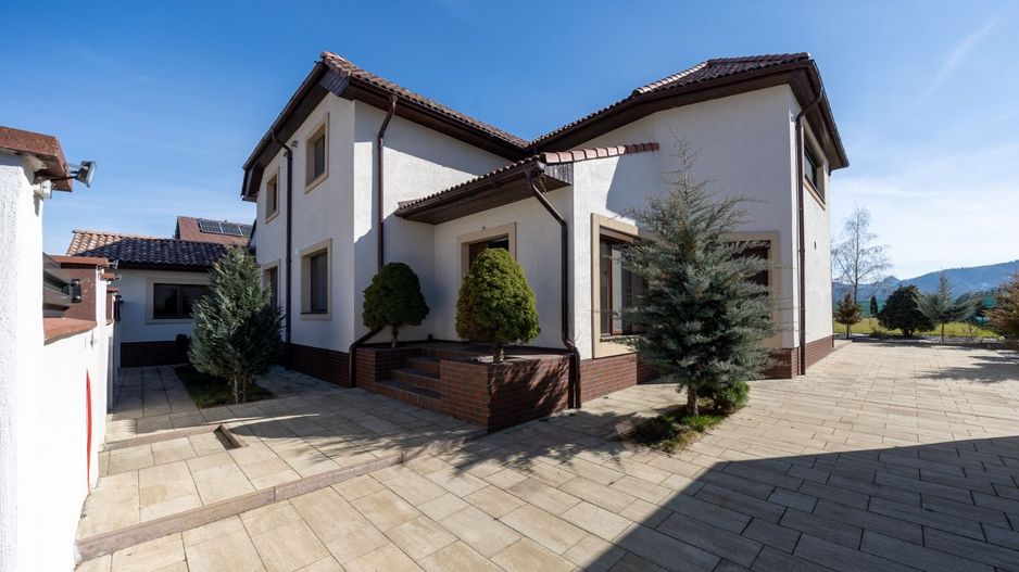Casa 6 dormitoare+4 bai -1500 mp teren-Sacele - Poză 56