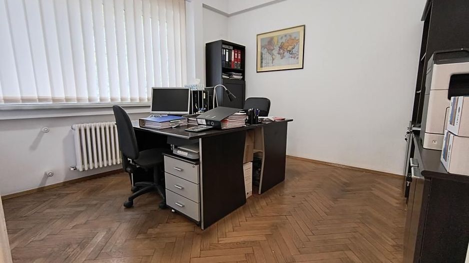 Dacia- Piata Spaniei- Birou - Poză 9