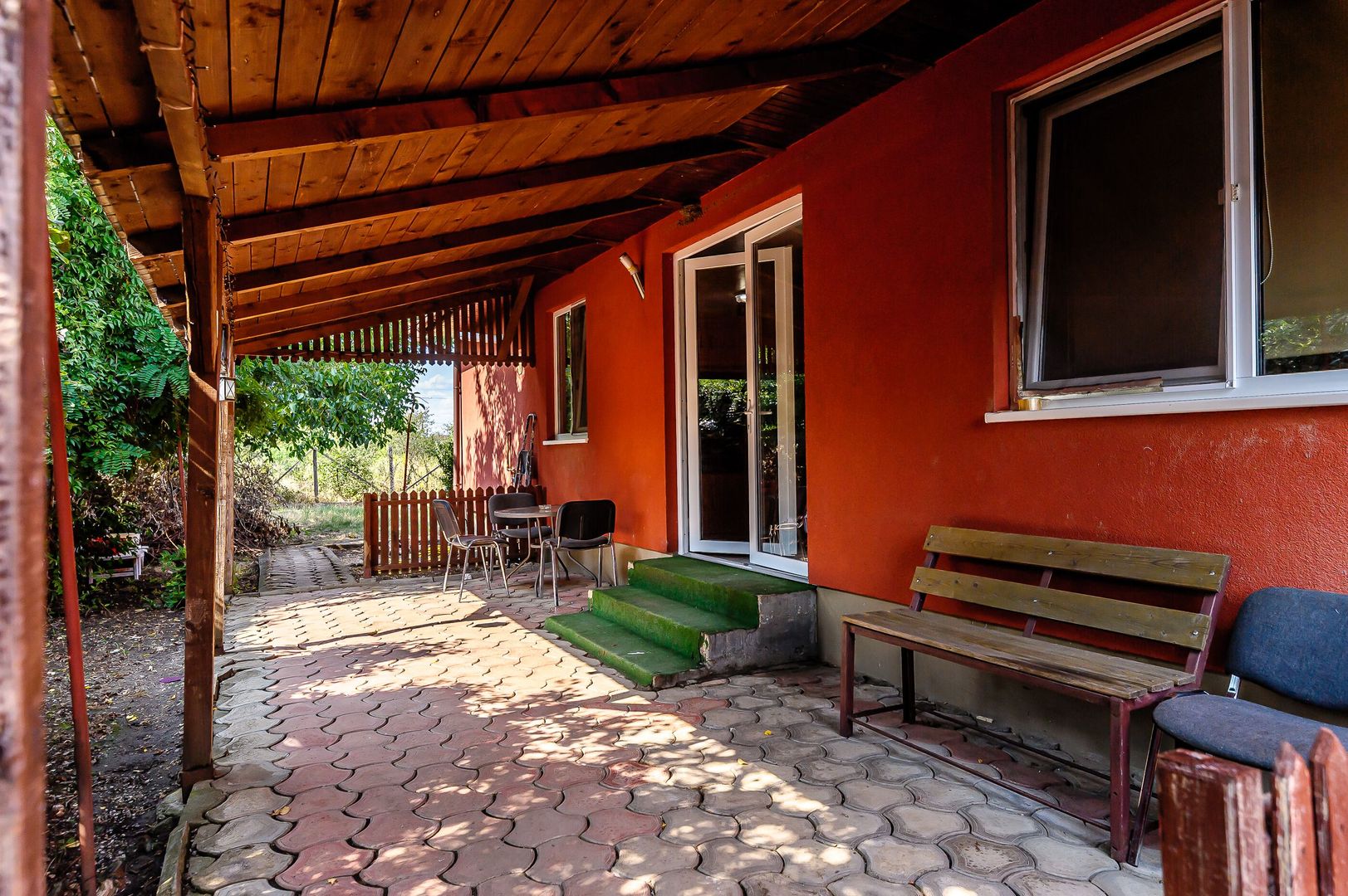 Casă 2008 - 6 camere - teren 1440 mp - Zadareni, Arad - COMISION 0% - Poză 9