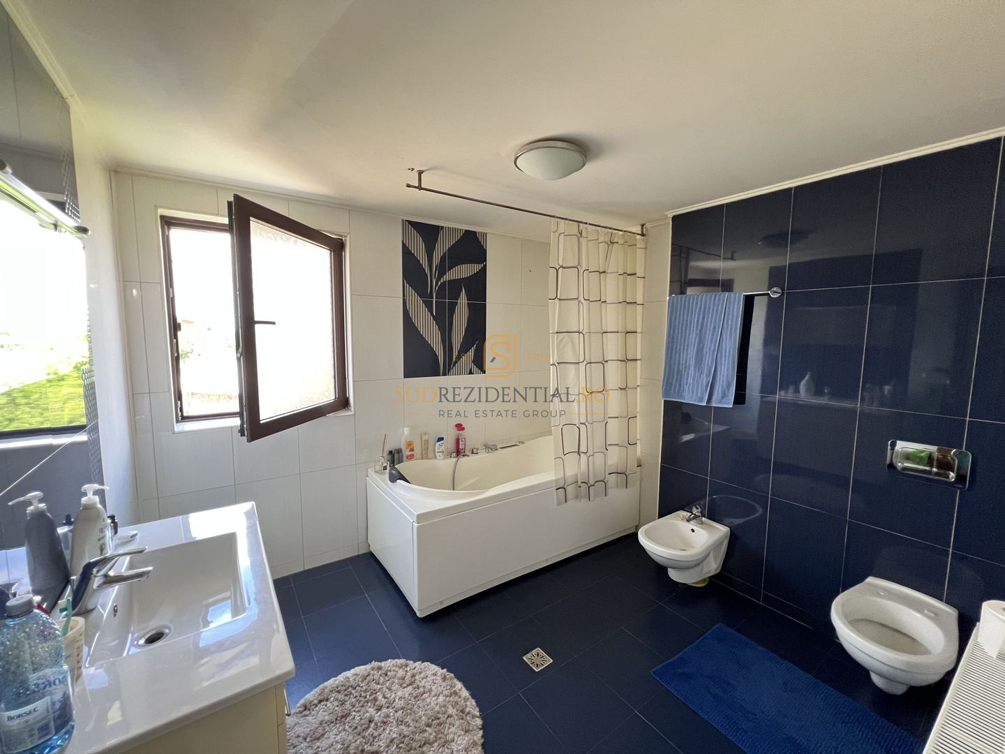 Apartament spațios 5 camere, 232 mp, mobilat și utilat modern, Popesti - Poză 7