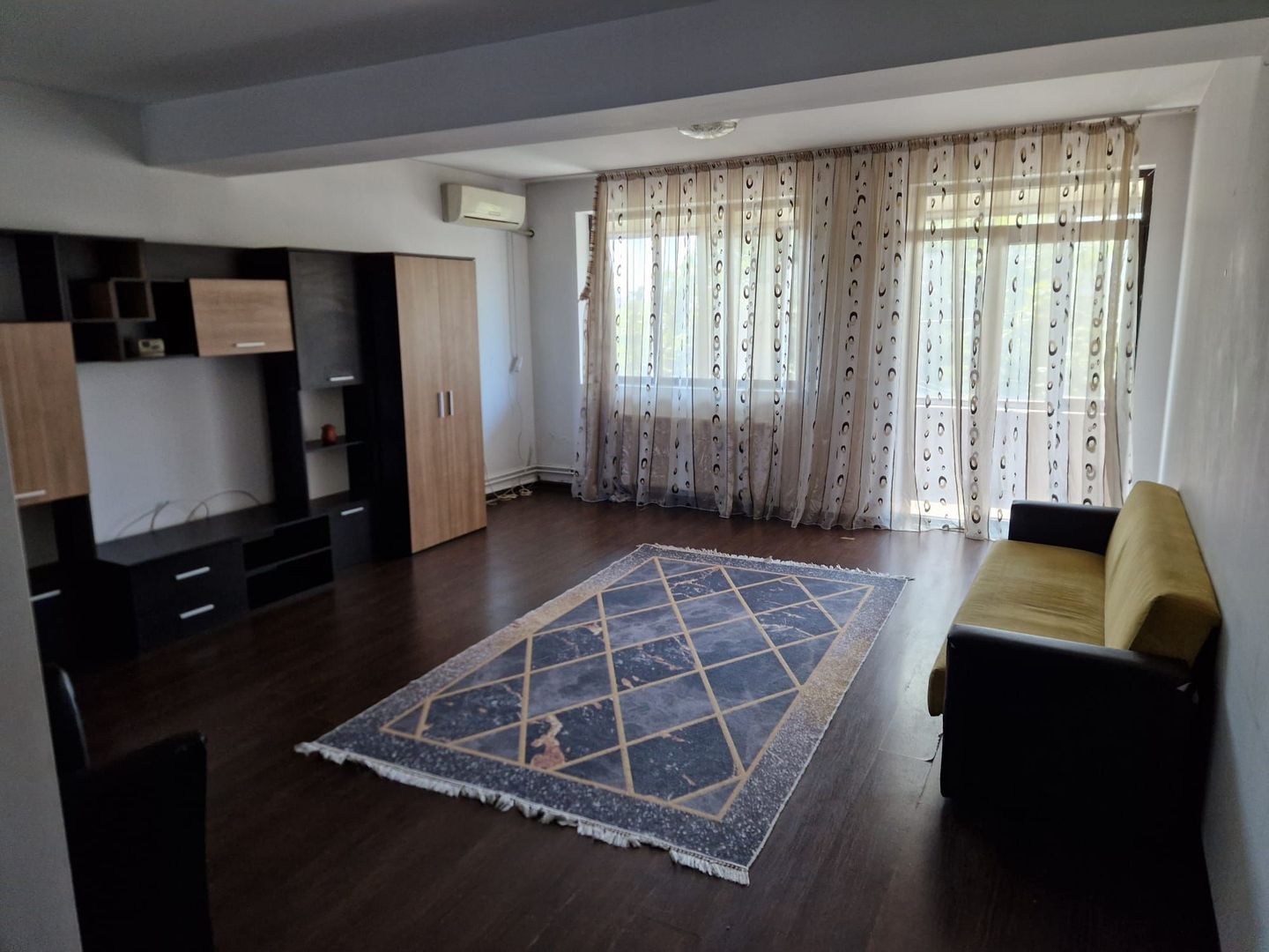 DE VÂNZARE – Apartament 3 camere, 140 m² – Colentina / Șos. Andronache - Poză 1