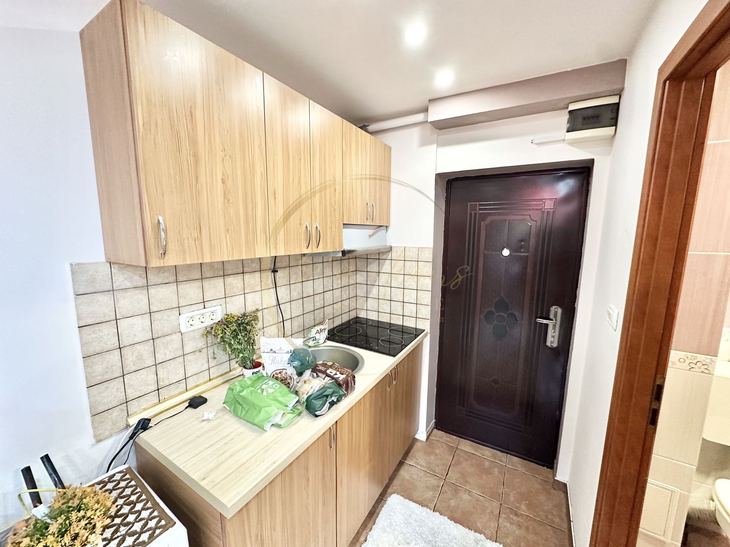 NOU | Garsonieră - Dâmbovița - Poză 3