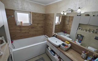 Apartament 3 camere, deosebit, zona Europa. - Poză 5